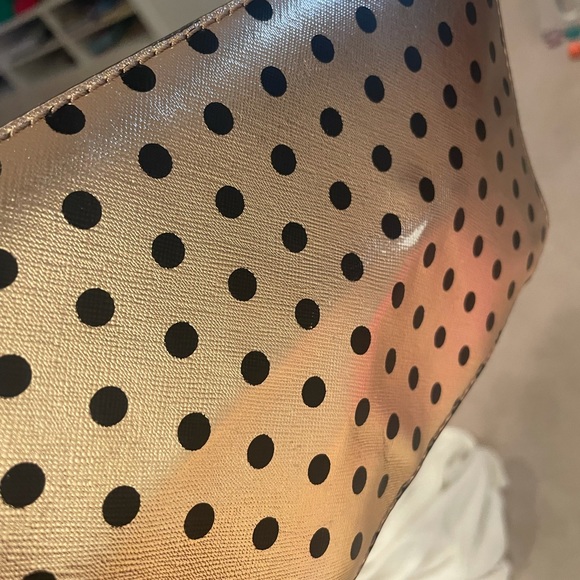 Rose Gold Polka Dot Guess Purse - Picture 5 of 12